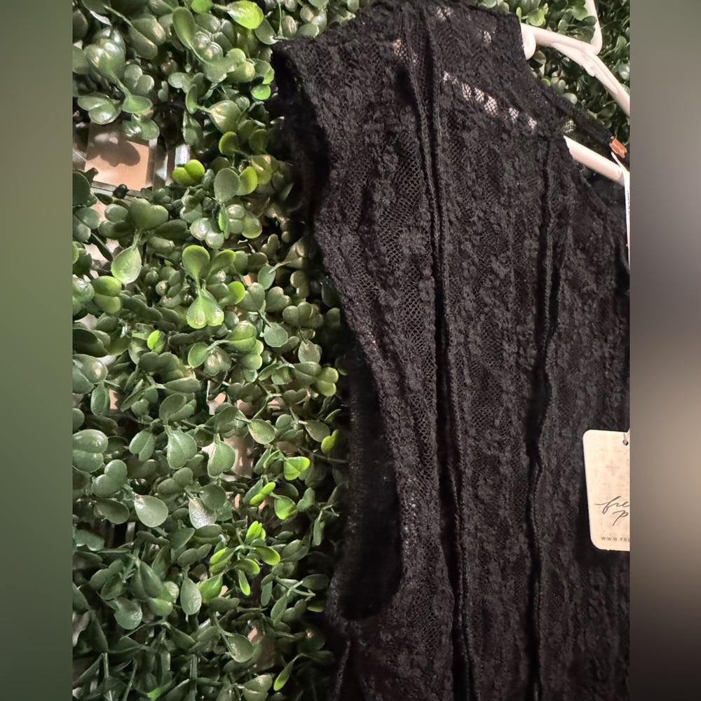 FREE PEOPLE Rimone Lace Top - Picture 10 of 11